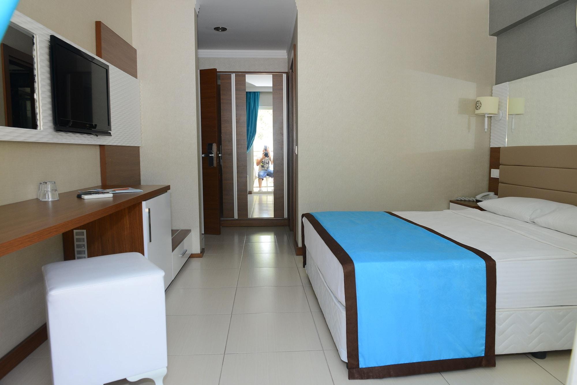 Marcan Resort Hotel Oludeniz Exterior photo